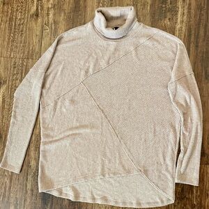 H by Bordeaux Mauve Turtleneck Sweater